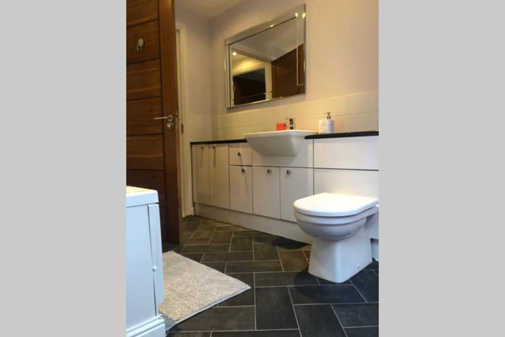 Struan Coach House In Gated Residence Stirling Bagian luar foto